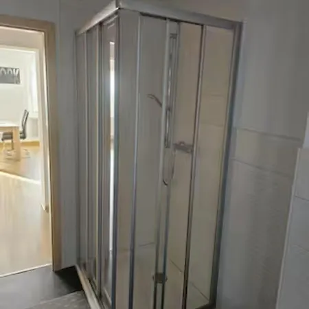 Schoene Vollausgestattete Monteurs- Gaestewohnung Naehe Raffinerie Leuna Und Geiseltalsee 0302 Braunsbedra