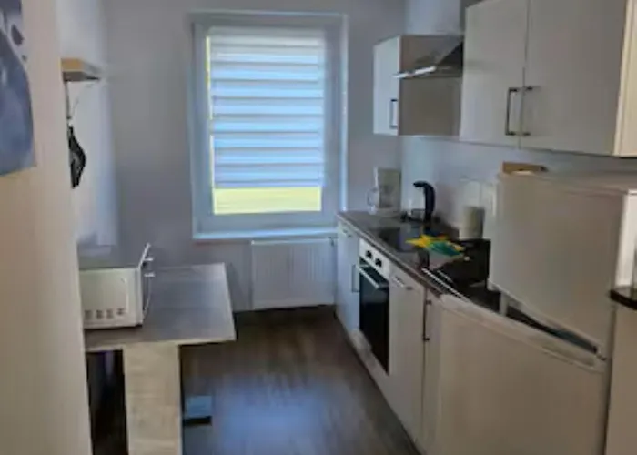 Apartment Schöne Vollausgestattete Monteurs- Gästewohnung Nähe Raffinerie Leuna Und Geiseltalsee Für 2 Personen 0302 Braunsbedra